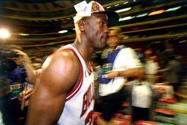 CBA官方：西热力江动手打人 禁赛五场罚款五万